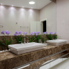 Inspirao: veja dicas para usar plantas e flores no banheiro